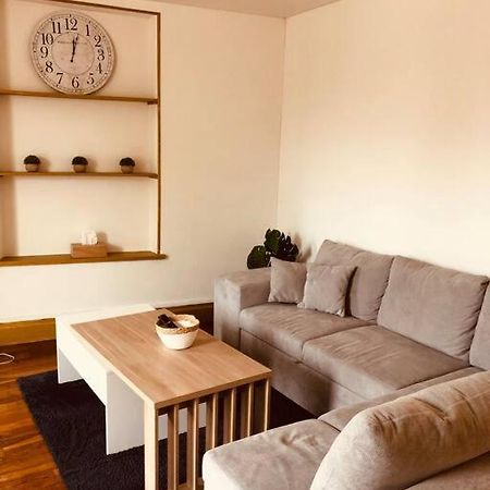 Spacieux Et Elegant Appartement Idealement Situe. Chamouilley Luaran gambar